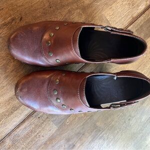Dansko Ryder Brown  Leather Studded Comfort Clogs Booties Shoes 41